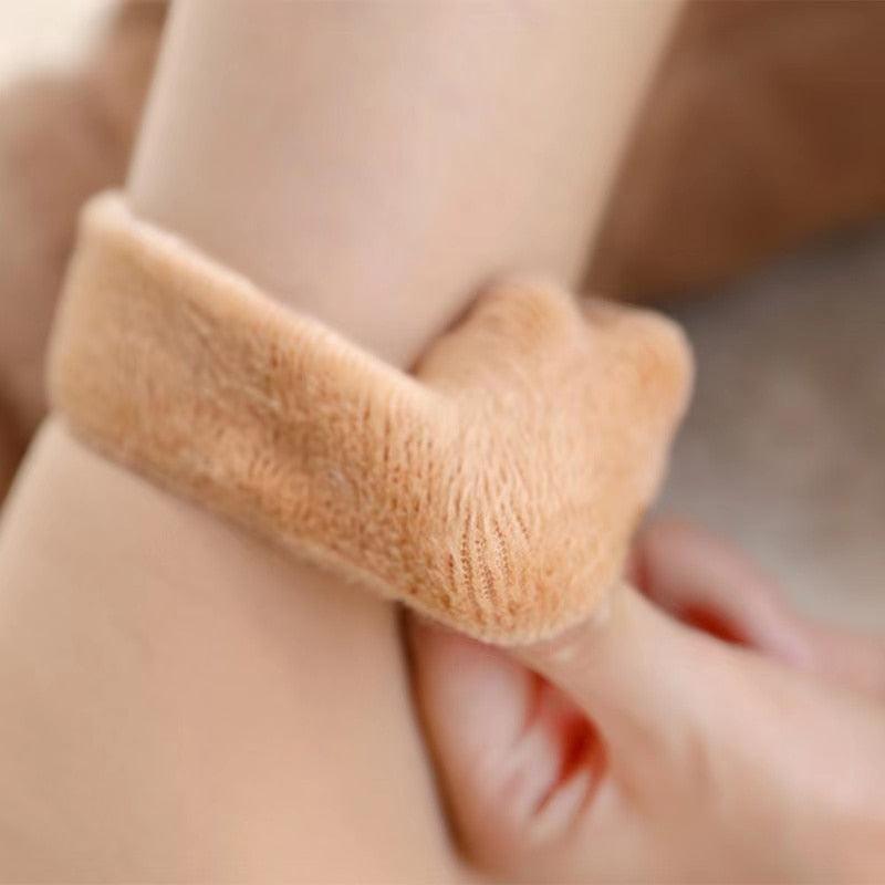 Men Women Socks Winter Warm Snow Socks Thickened Socks Add Velvet Solid Lolita Dew Ankle Bare Leg Happy Fun Harajuku Kawai Sox RR Ofertas